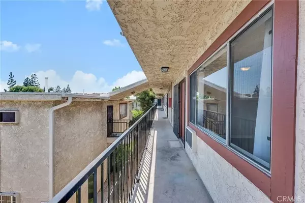 Panorama City, CA 91402,8800 Cedros Avenue #207