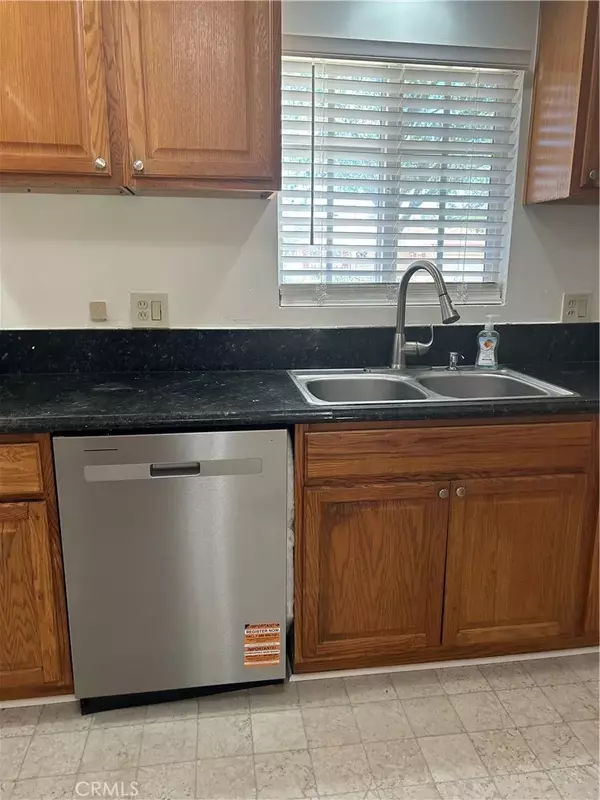 Lancaster, CA 93534,1411 W Avenue H9