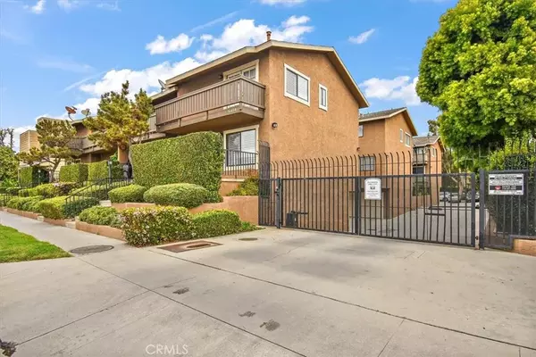 Bellflower, CA 90706,16414 Cornuta Avenue #9