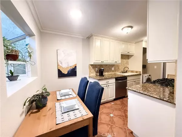 Long Beach, CA 90814,645 Temple Avenue #5