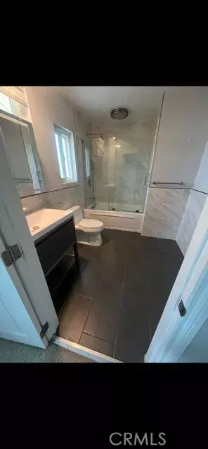 La Palma, CA 90623,7072 Somerset Circle