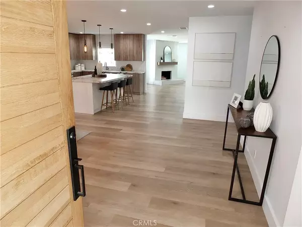 Long Beach, CA 90805,5970 Coke