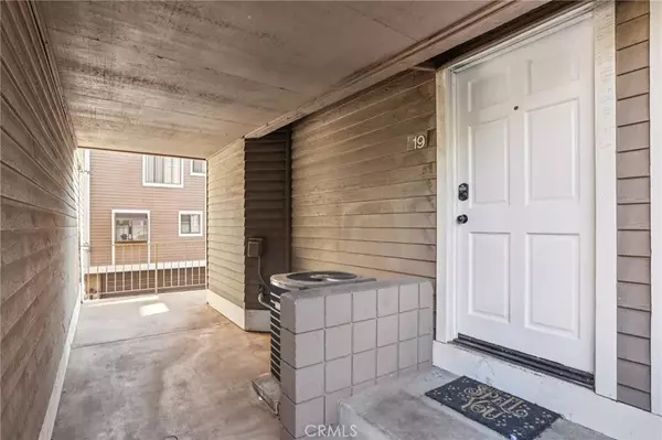 North Hills, CA 91343,15125 Nordhoff Street #19