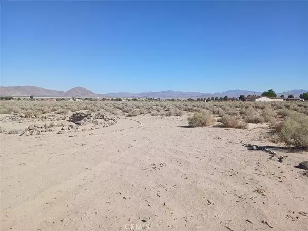 Lucerne Valley, CA 92356,1 E Clark