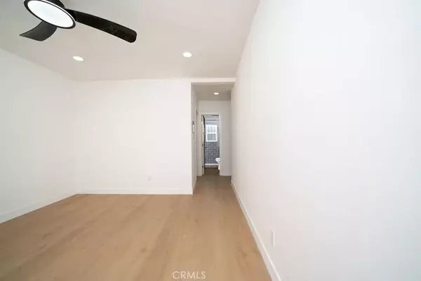 Long Beach, CA 90813,1048 Cedar Avenue