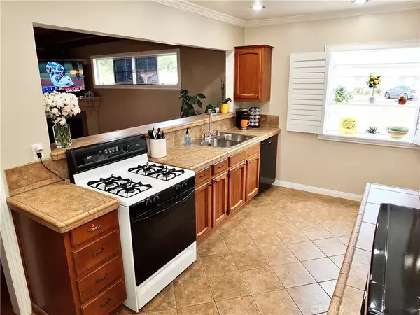 Long Beach, CA 90808,3903 N Studebaker