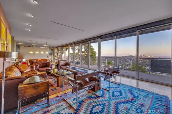 4022 Braeburn Way, Los Angeles, CA 90027