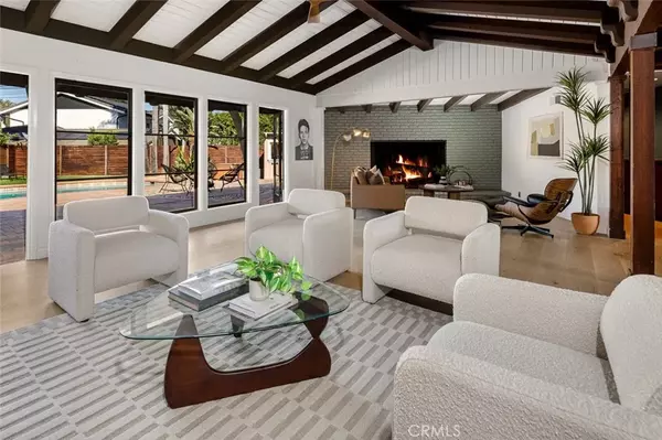 Long Beach, CA 90815,1430 La Perla Avenue