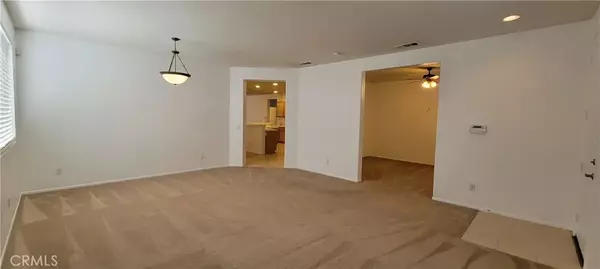 Victorville, CA 92395,12814 Hawks Hill Street