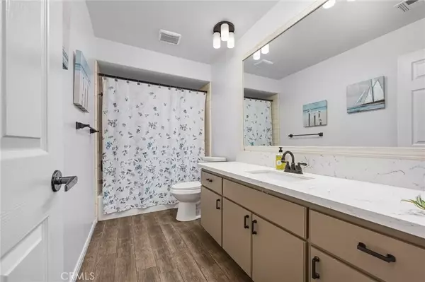 Bakersfield, CA 93312,9003 Birch Creek