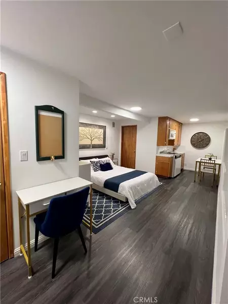 12 Coach Rd, Rancho Palos Verdes, CA 90275