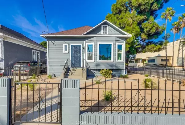 1291 E 40th, Los Angeles, CA 90011