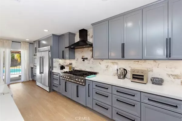 Claremont, CA 91711,2105 Oxford Avenue