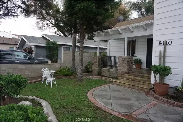 Downey, CA 90241,8110 3rd
