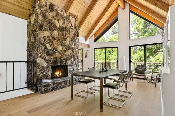 109 N Grass Valley Road, Lake Arrowhead, CA 92352