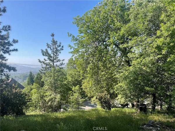 0 Banff, Lake Arrowhead, CA 92352
