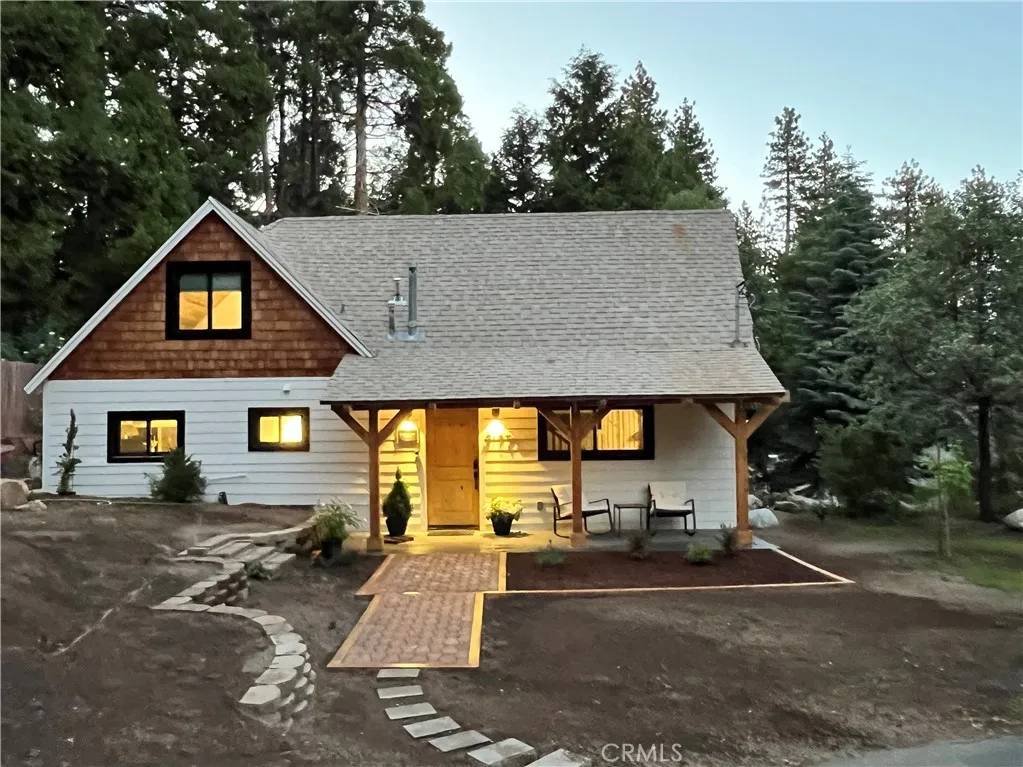 31775 Christmas Tree Lane, Running Springs, CA 92382