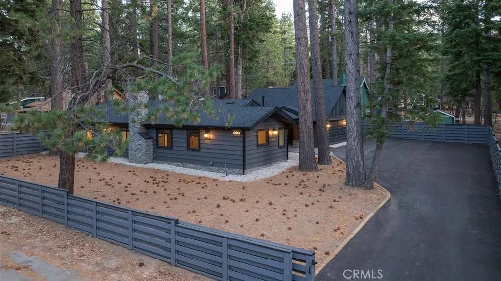 42763 Cedar Avenue, Big Bear Lake, CA 92315