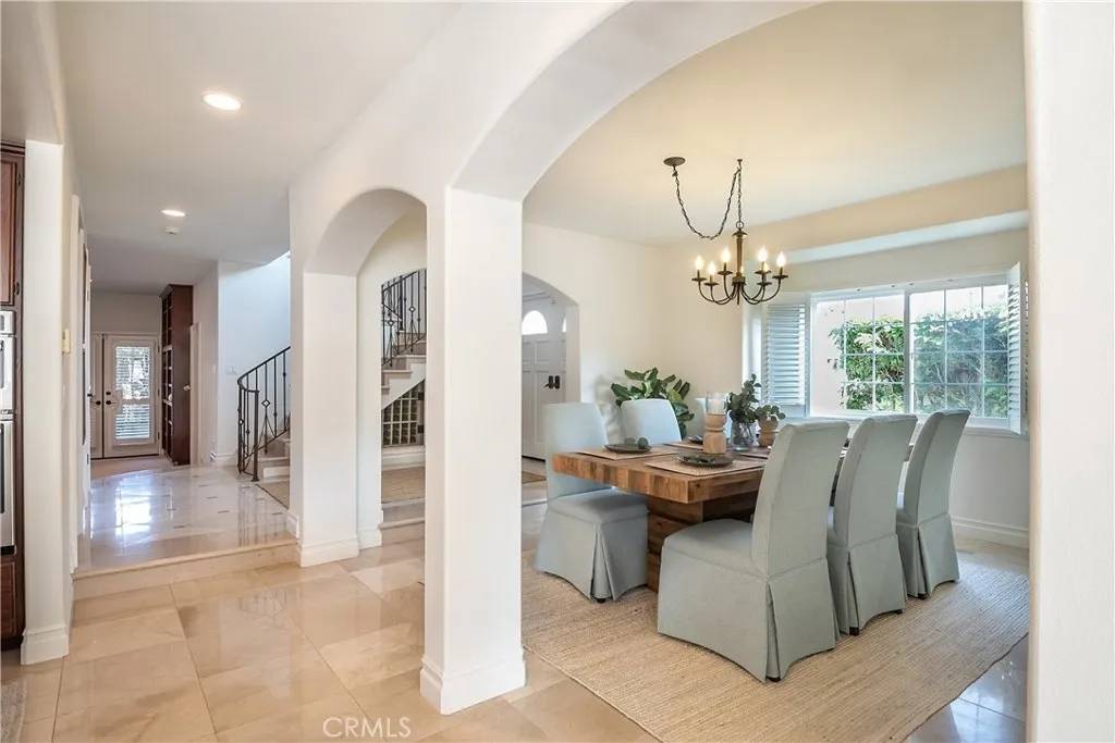 Manhattan Beach, CA 90266,598 36th Street
