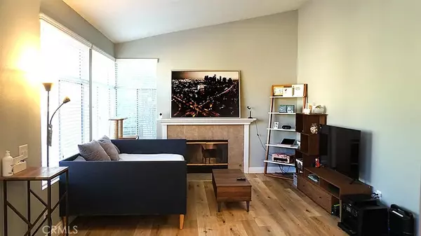 Lake Forest, CA 92610,19431 Rue De Valore #31G