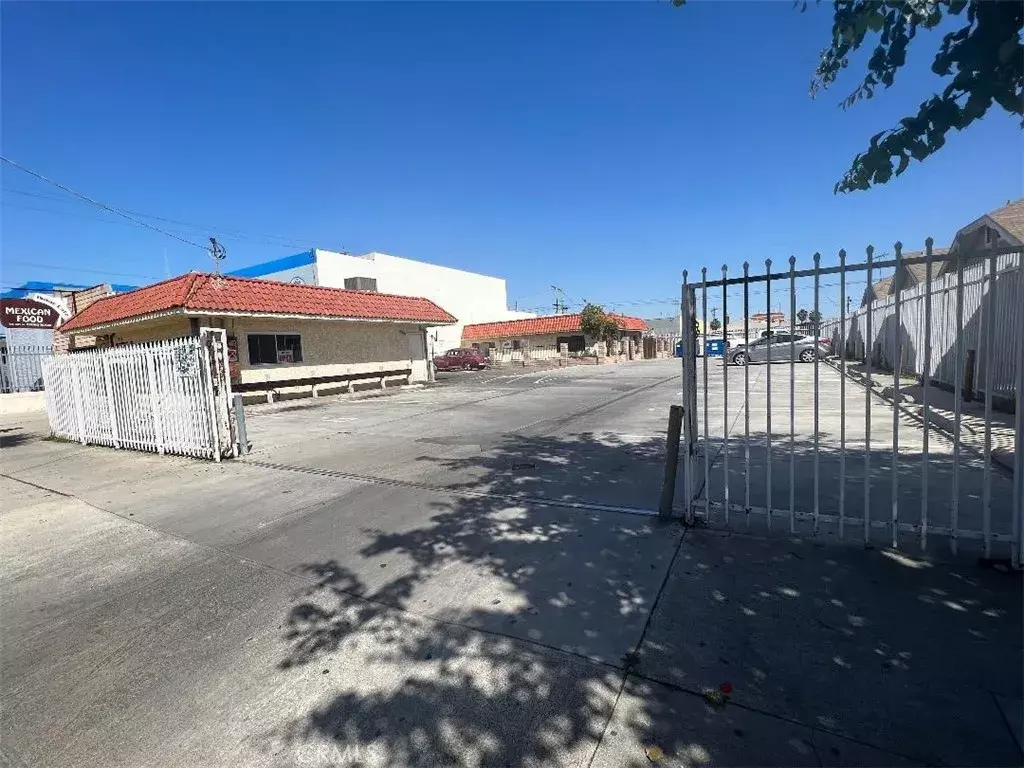 Wilmington, CA 90744,634 N Fries