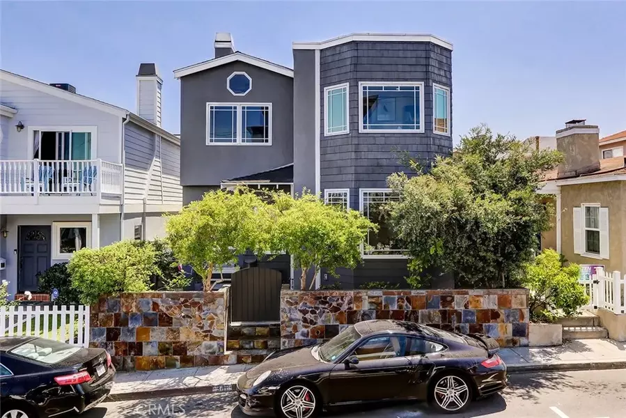 340 27th Street, Hermosa Beach, CA 90254