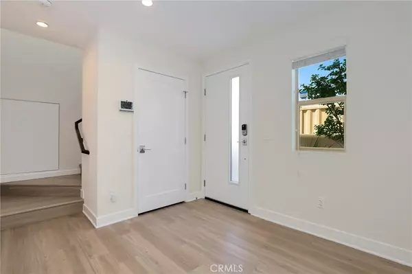 Lomita, CA 90717,25114 Narbonne Avenue #B