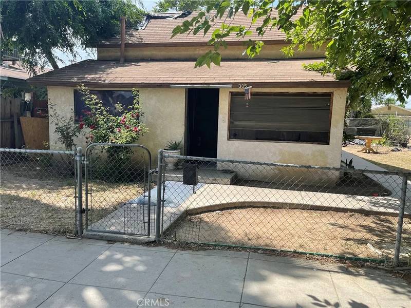 305 Monterey Street, Bakersfield, CA 93305
