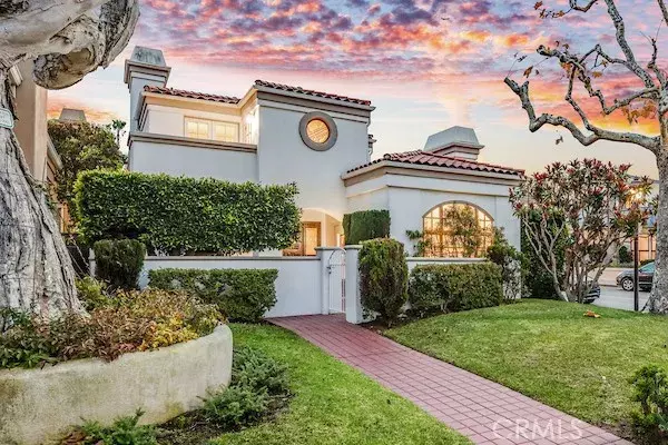 Manhattan Beach, CA 90266,750 14th Street