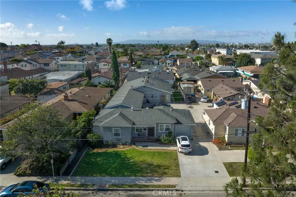 Hawthorne, CA 90250,4724 W 130th Street