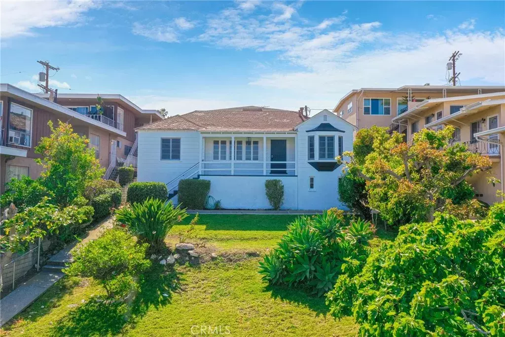 San Pedro, CA 90731,737 Oro