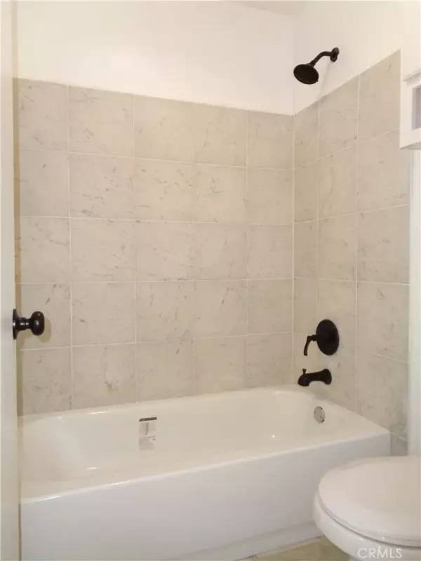 Desert Hot Springs, CA 92240,9651 Spyglass Avenue #5