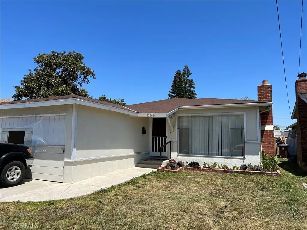 Hawthorne, CA 90250,12140 Truro
