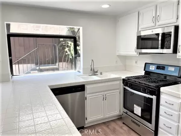 San Pedro, CA 90732,2033 Stonewood Court