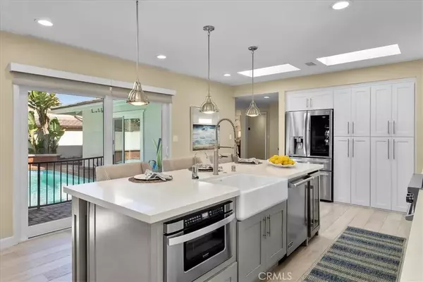 Palos Verdes Estates, CA 90274,3333 Palos Verdes Drive North