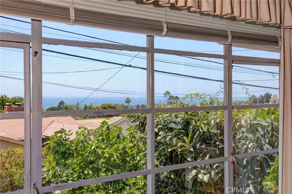 Palos Verdes Estates, CA 90274,2549 Via Carrillo