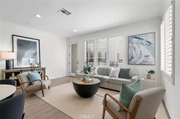 Hawthorne, CA 90250,5554 Coral Drive #103