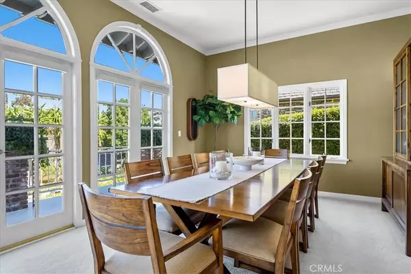 Palos Verdes Estates, CA 90274,4400 Via Azalea