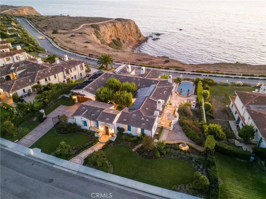 Rancho Palos Verdes, CA 90275,23 Via Del Cielo