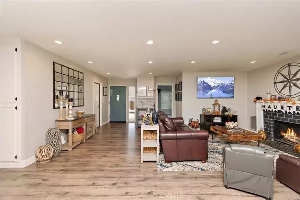 Rancho Palos Verdes, CA 90275,28626 Mount Whitney Way