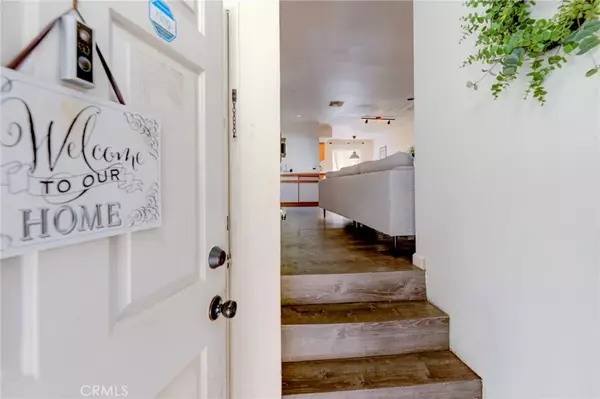 North Hills, CA 91343,9144 Burnet Avenue #43