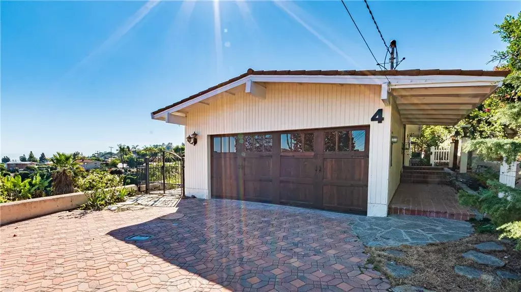 Rancho Palos Verdes, CA 90275,4 Goldenspur Lane