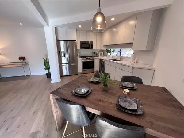 West Hollywood, CA 90069,950 Kings Road North #235