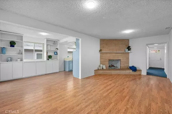 Hawthorne, CA 90250,5177 W 139th Street