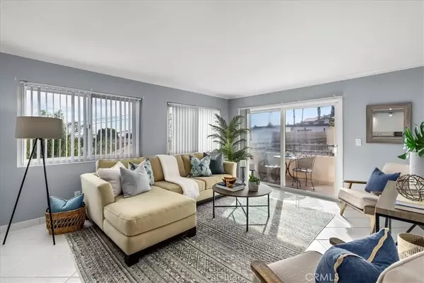 San Pedro, CA 90731,785 W 19th #5