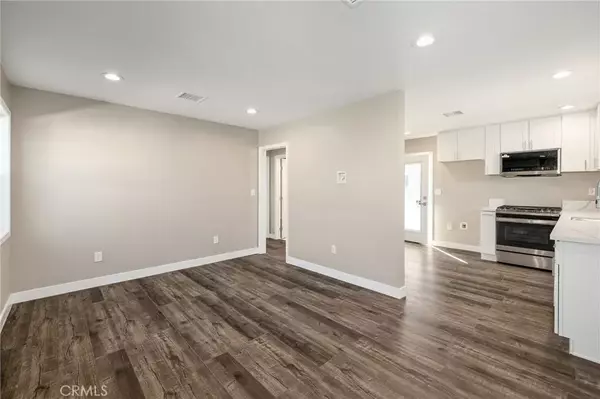 Hawthorne, CA 90250,5124 W 135th Street