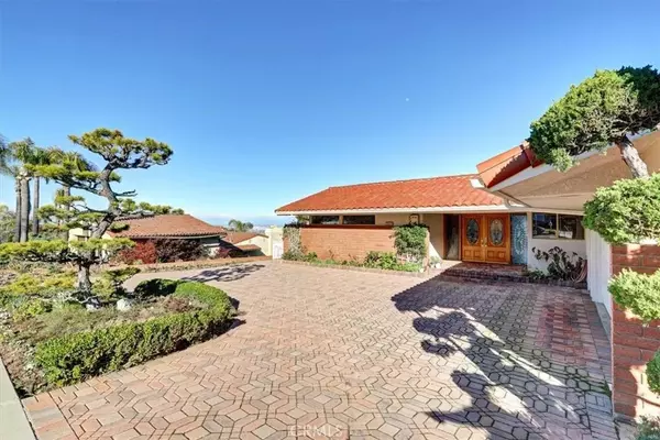 Rancho Palos Verdes, CA 90275,29802 Grandpoint Lane