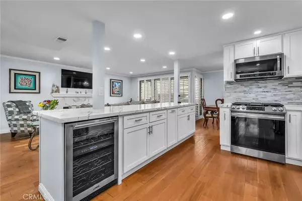 Palos Verdes Estates, CA 90274,2545 Via Campesina #306