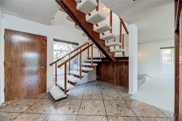 Manhattan Beach, CA 90266,2614 Laurel Avenue