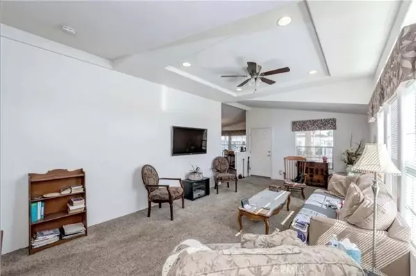 Harbor City, CA 90710,1065 Lomita #242